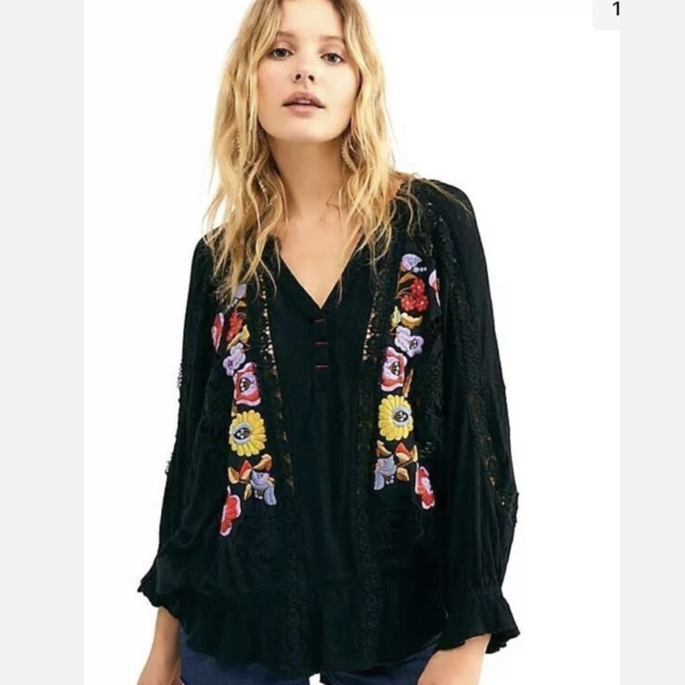 Free people serafina embroidered floral blouse